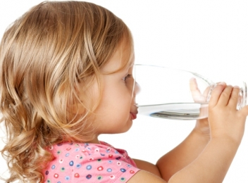 Importanța apei în alimentația copiilor