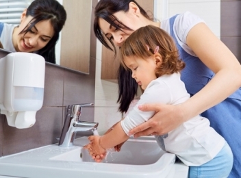 Ai grijă de sănătatea familiei: Cum să alegi săpunul potrivit pentru iarnă