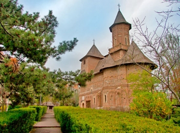 Biserica fortificată Precista din Galați și tunelurile care pleacă spre Dunăre