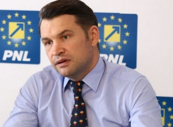 Stroe (PNL): Peste 67% dintre români sunt favorabili organizării împreună a alegerilor
