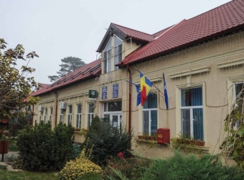 Instanța a invalidat mandatele a 3 consilieri locali pentru Primăria Dumbrăvița