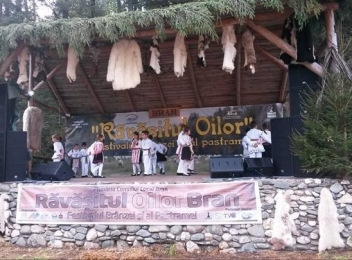 Răvășitul Oilor & Festivalul Brânzei și Pastramei, între 23 - 25 septembrie, la Bran