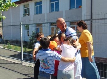 Alin Moldoveanu a petrecut 1 Iunie alături de copii