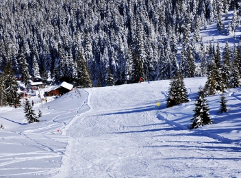 În masivul Șureanu sunt deschise 7 pârtii de schi