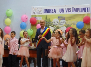  Alin Moldoveanu, alături de copii și la plecarea în vacanță