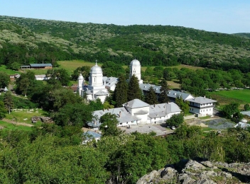 Legenda Mănăstirii Cocoș, un monument istoric din Tulcea