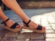 La ce rochii de vară poți purta sandale plate