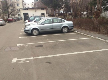 Primăria Iași scoate la licitație 40 de locuri de parcare