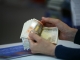 Românii datori-vânduți băncilor. Peste 700.000 de persoane nu-și mai pot plăti ratele