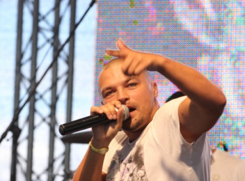 Scandal în lumea hip - hop din România: BUG Mafia, amenințări cu moartea la adresa lui Puya