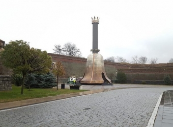 Monumentul „Glorie Ostașilor Români” din Alba Iulia