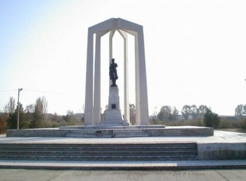 Monumentul eroilor din Slobozia