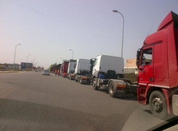 Transportatorii de mărfuri, în grevă, din cauza accizei la carburanți!