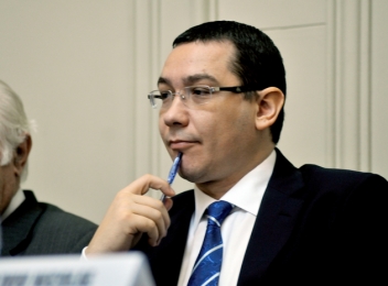 Sondaj CSOP: Radu Stroe și Victor Ponta, vinovații moali ai tragediei aviatice din Apuseni