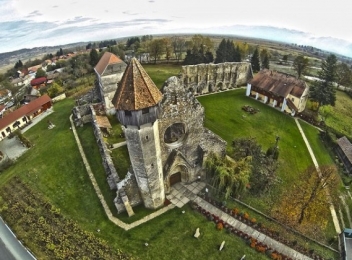 Abația Cisterciană de la Cârța, un obiectiv unic în Europa