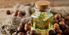 Cum să folosești corect uleiul de macadamia pentru păr