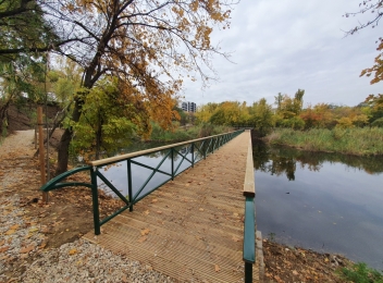 S-a deschis un nou parc în București: Parcul Sticlăriei