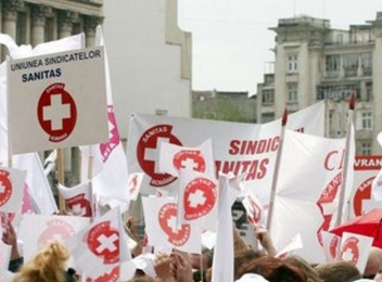 Proteste ale medicilor în fața Ministerului de Finanțe