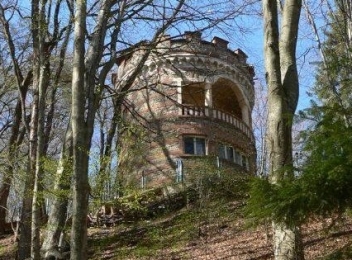 Castelul Turn de la Băile Olănești