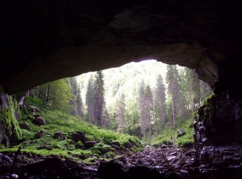 Peștera Coiba Mare - o cavernă misterioasă
