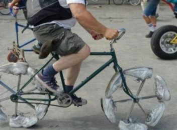 Un model de bicicleta putin mai obisnuit