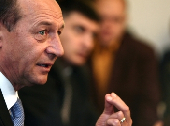 Băsescu, acuzat de vedetele Antena 3 inclusiv pentru dosarul de șantaj în care sunt urmărite